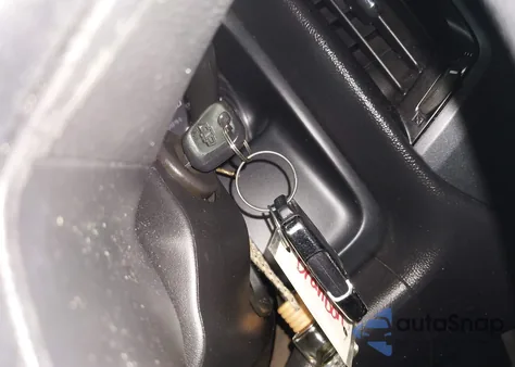 2017 Chevrolet Silverado 1500 Custom из США, поврежденный, VIN 1GCVKPEC8HZ201079